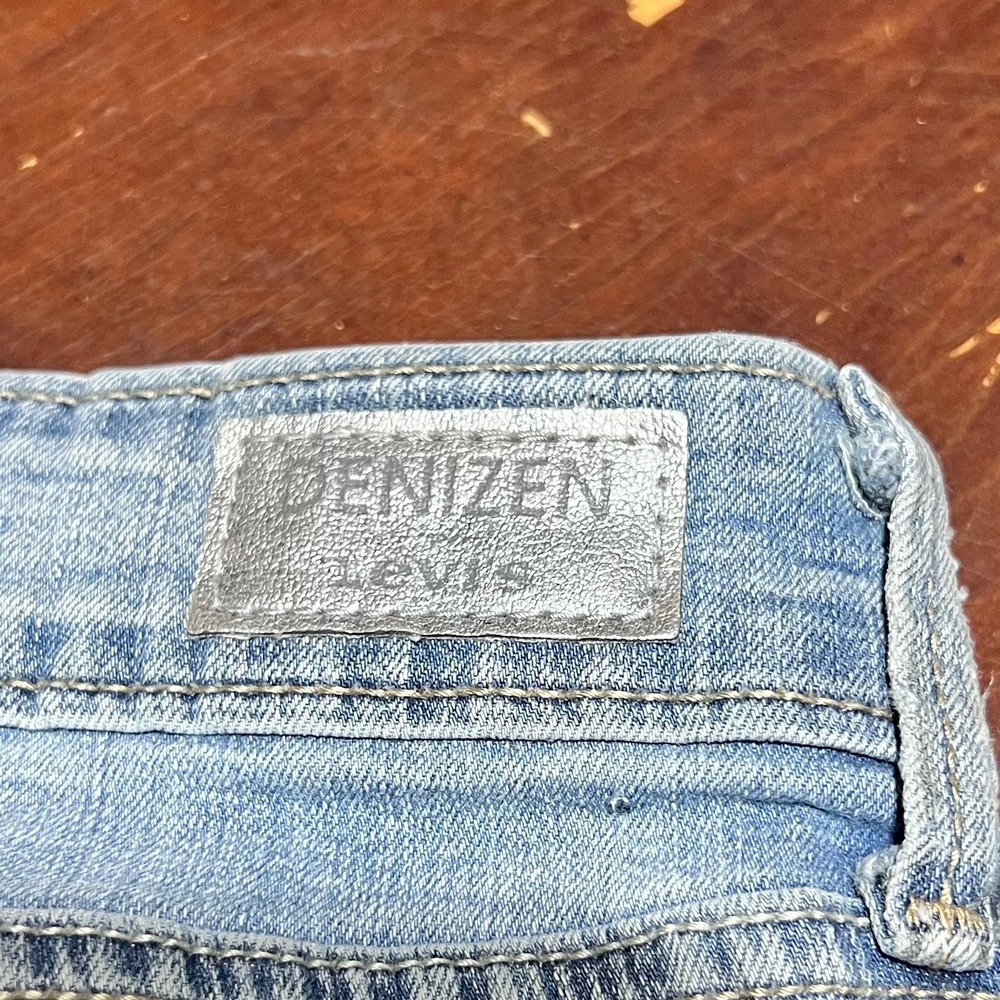 Denizen from Levis Modern Skinny Jeans Light Wash Blue Stretch Denim 14M 31x28.5 - Picture 3 of 13